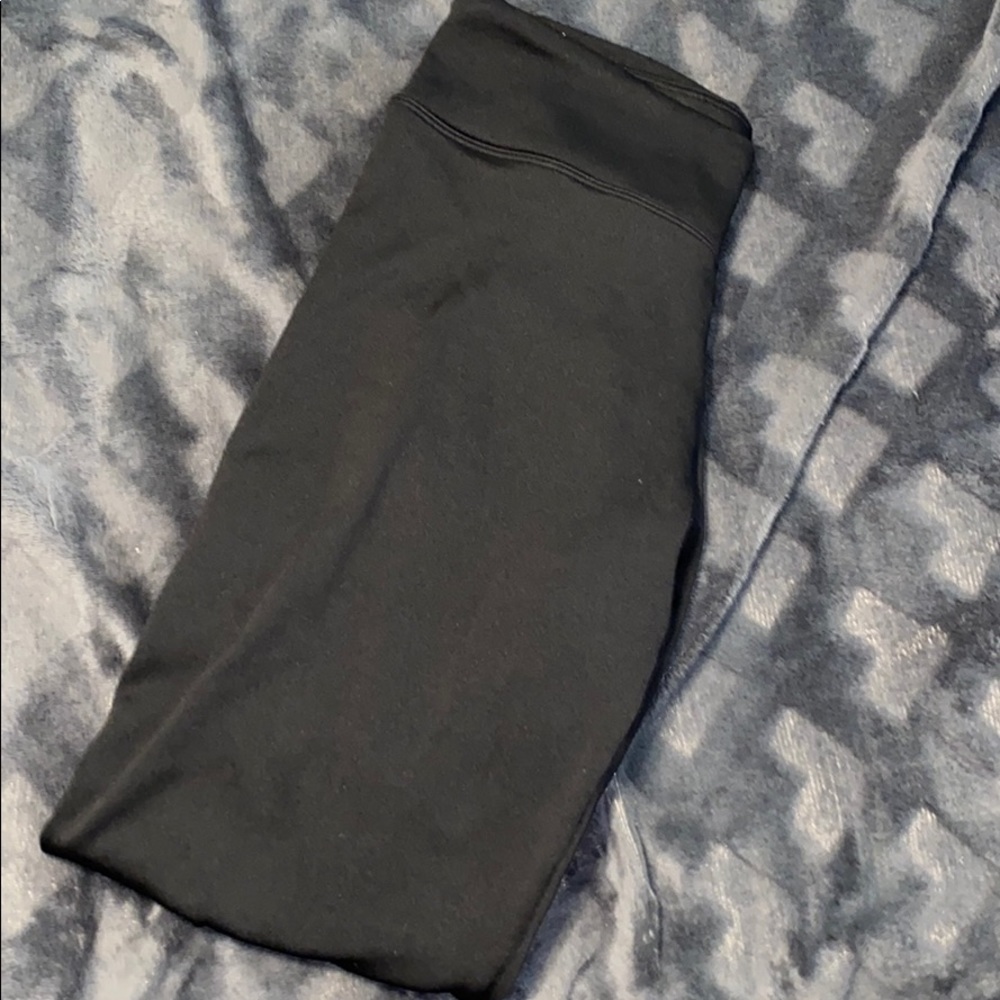 Black leggings